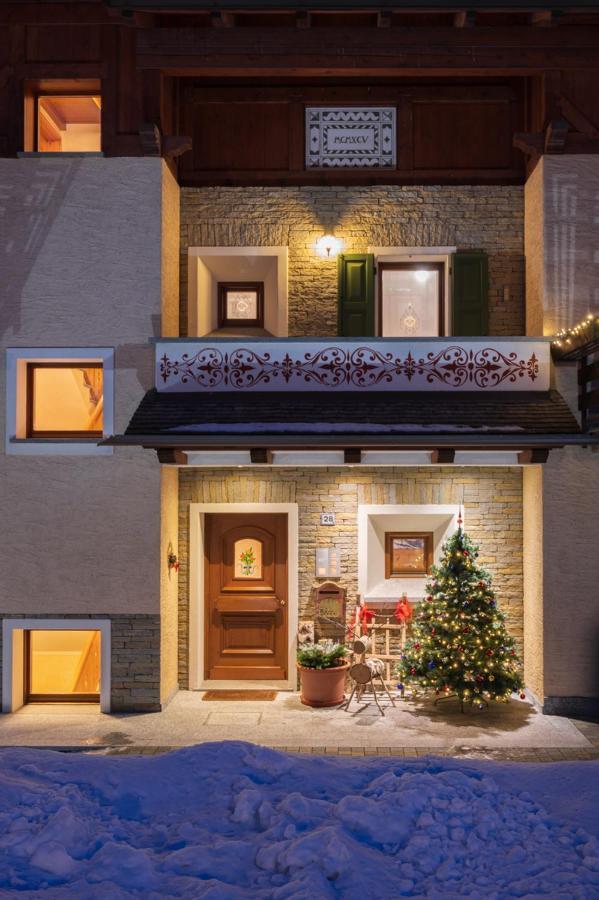 Casa Le Rondini Apartamento Valdisotto Exterior foto