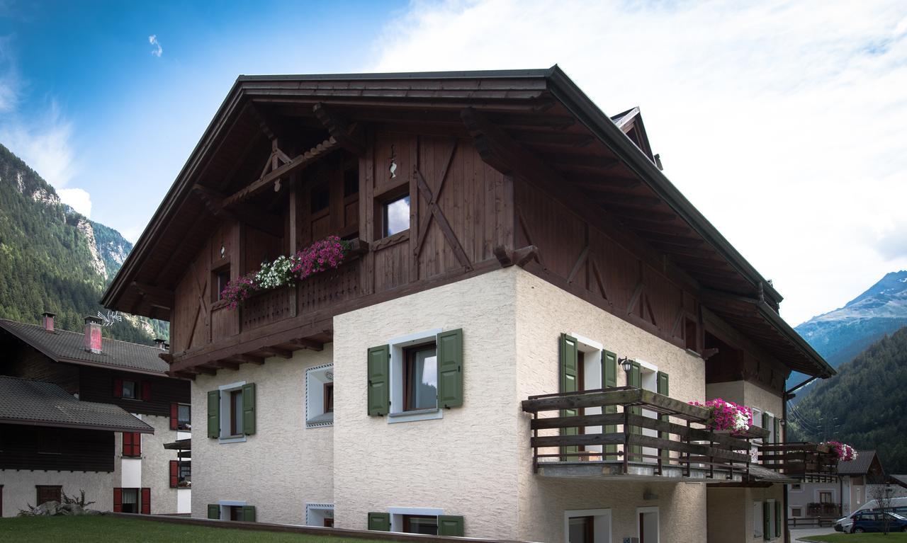 Casa Le Rondini Apartamento Valdisotto Exterior foto