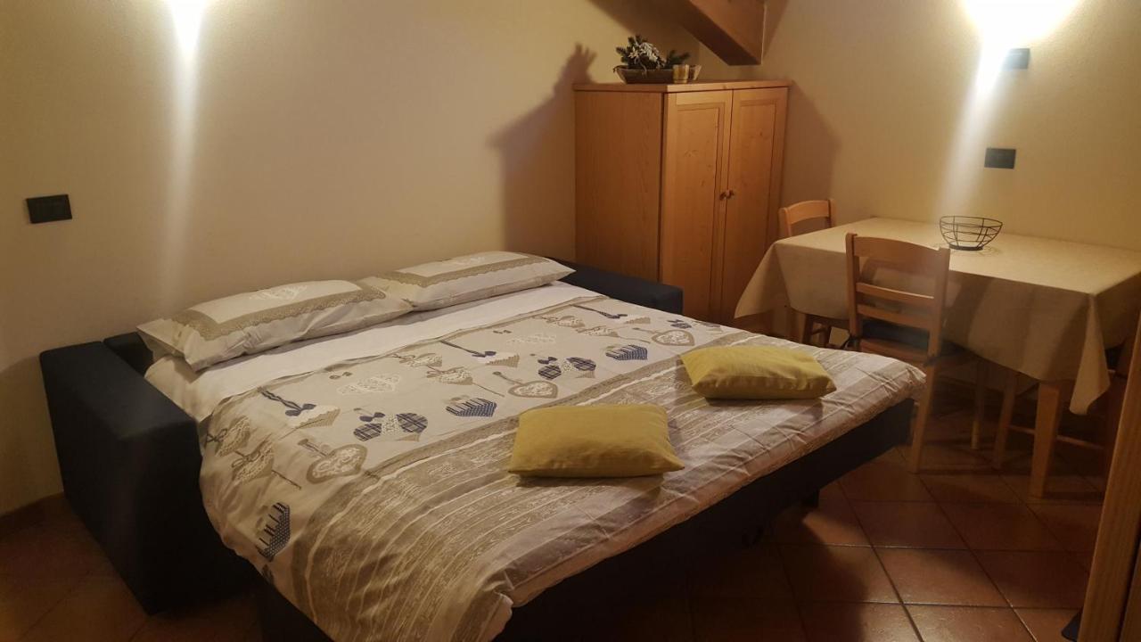 Casa Le Rondini Apartamento Valdisotto Exterior foto
