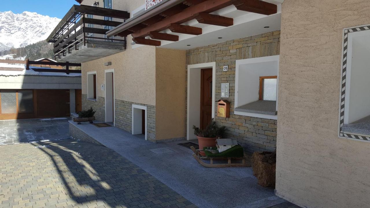 Casa Le Rondini Apartamento Valdisotto Exterior foto